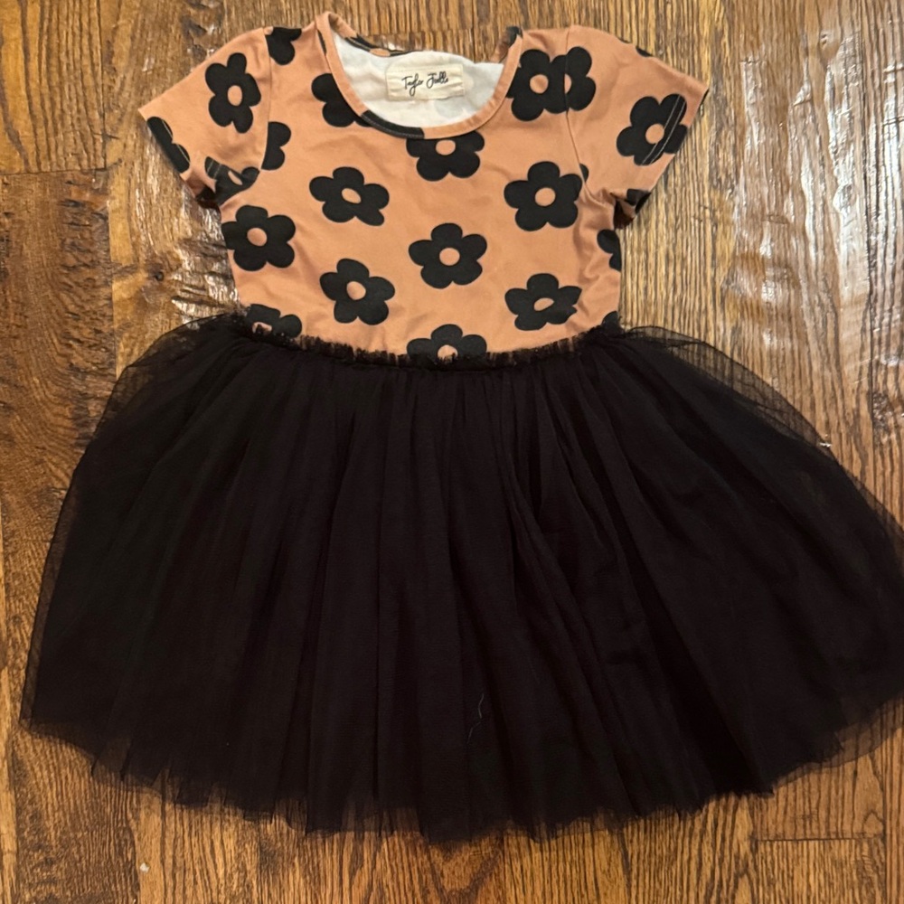 Taylor Joelle Brown and Black Retro Flower dress